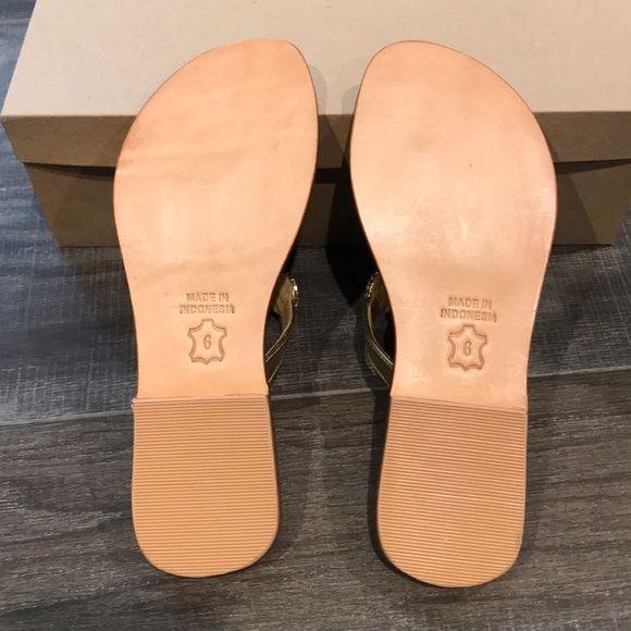 Tommy Bahama Gold and Turquoise Sandal - Picture 3 of 4